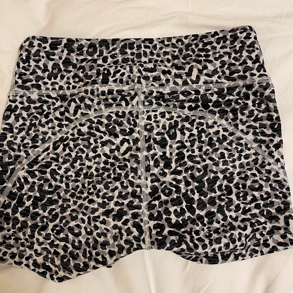 Outdoor Voices Flex 3.5 Short